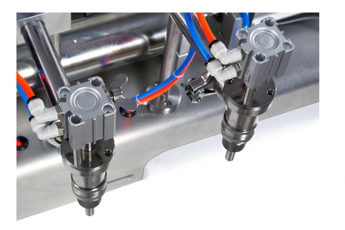 소규모 PET 플라스틱 유리 병 액체 충전기 2 헤드 반자동 충전 기계 1000-5000ML