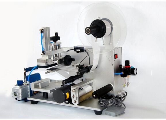 공장 도매 가격 반 자동 평면 표지 표시 기계, 박스, 가방, 카드, 사각형 병에 대한 정확한 표지 스티커