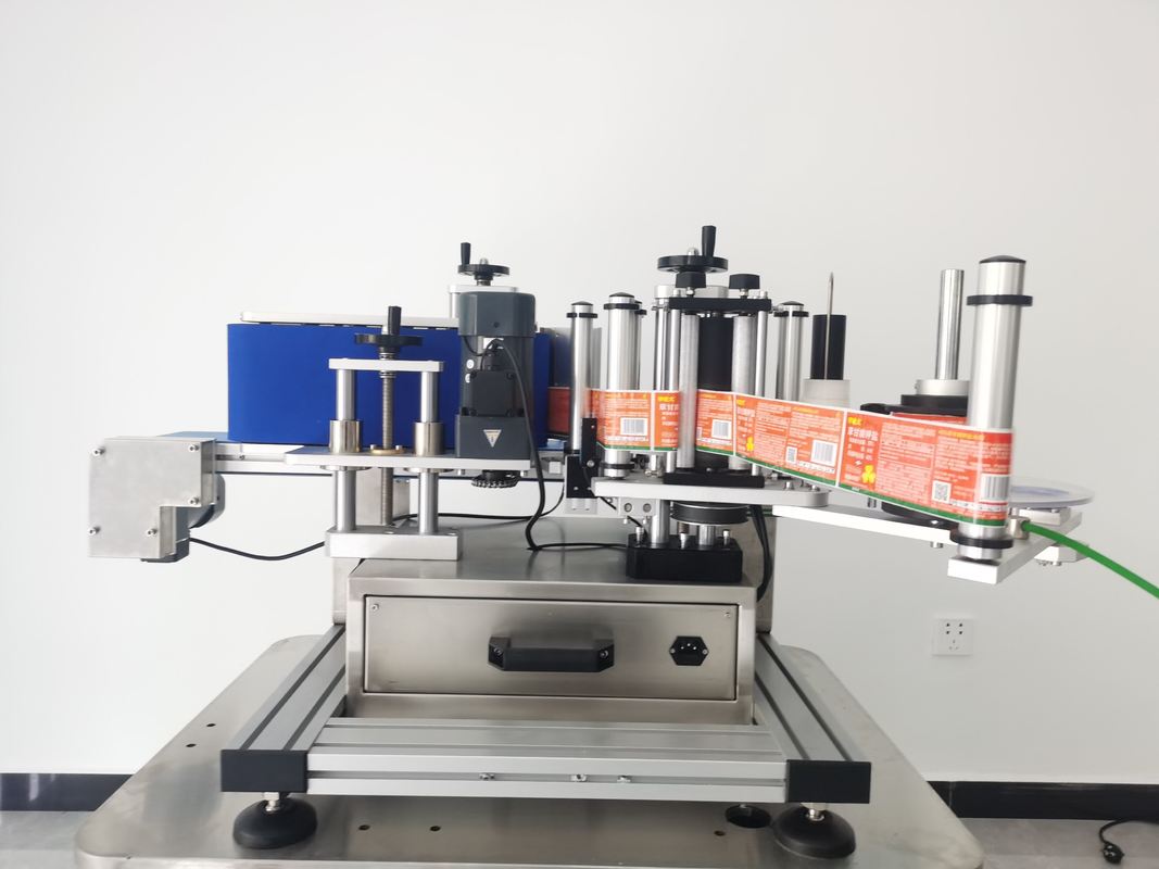 고속 데스크탑 라벨 부착기 기계 원형 병 물 와인 화장품 포장을 위한 자체 접착 스티커 디스펜싱