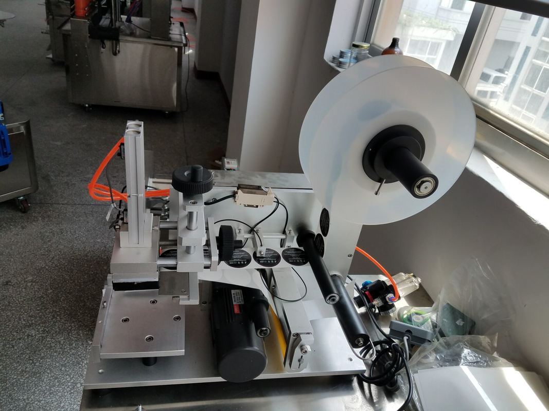 전문 맞춤형 평면 라벨링 기계 상자/백/뚜?? 라벨 스티커 퀘어 병 라벨 분배기