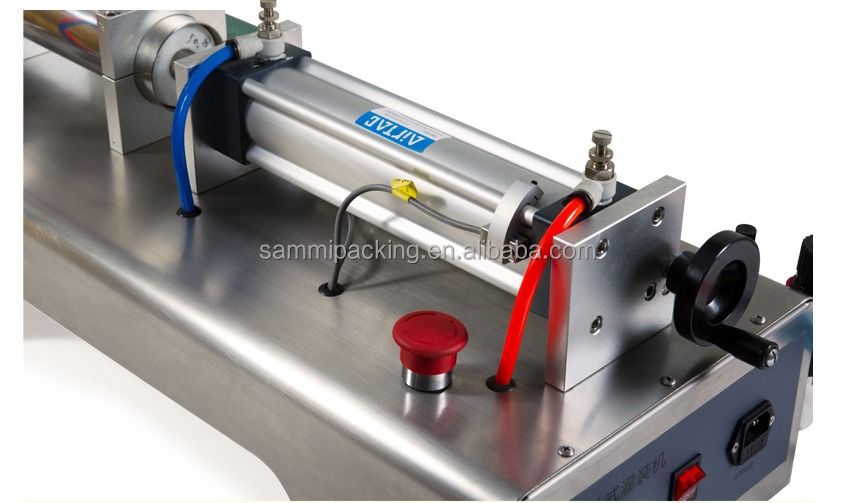 고효율 단일 머리 피스톤 액체 충전 기계100-1000ml 물유 주스 음료 충전 기계 병/통